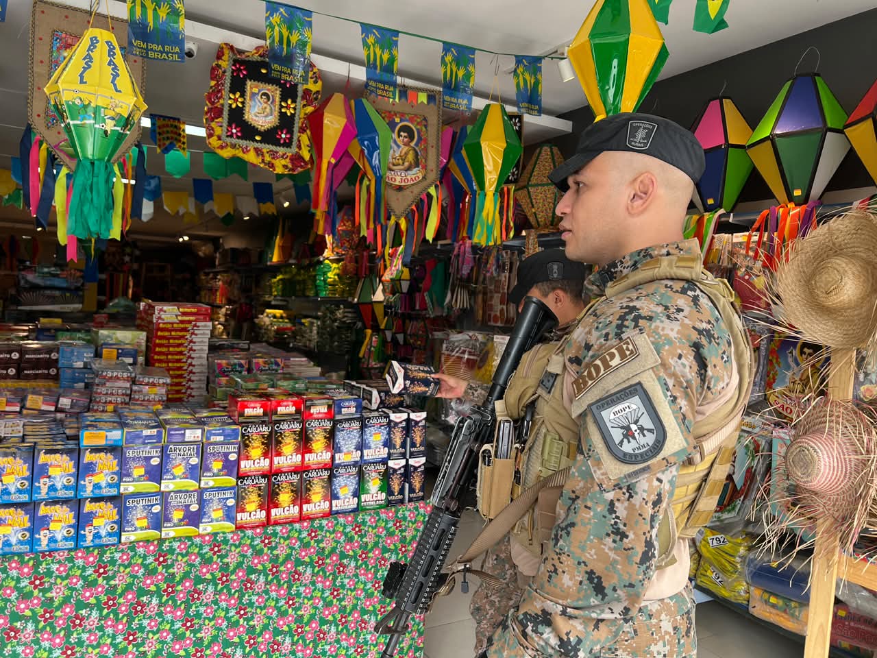 Forças de Segurança realizam operação integrada de combate ao comércio ilegal de fogos de artifício.